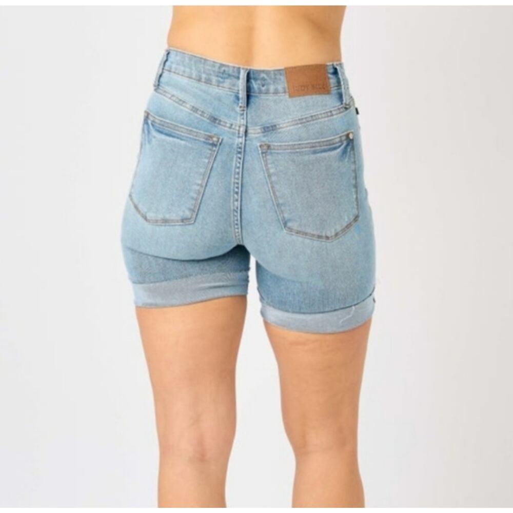 Judy Blue "Stone Cold" Cooling Tummy Control Shorts. - Picture 3 of 9